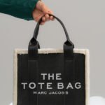 BLACK LEATHER TOTE BAG